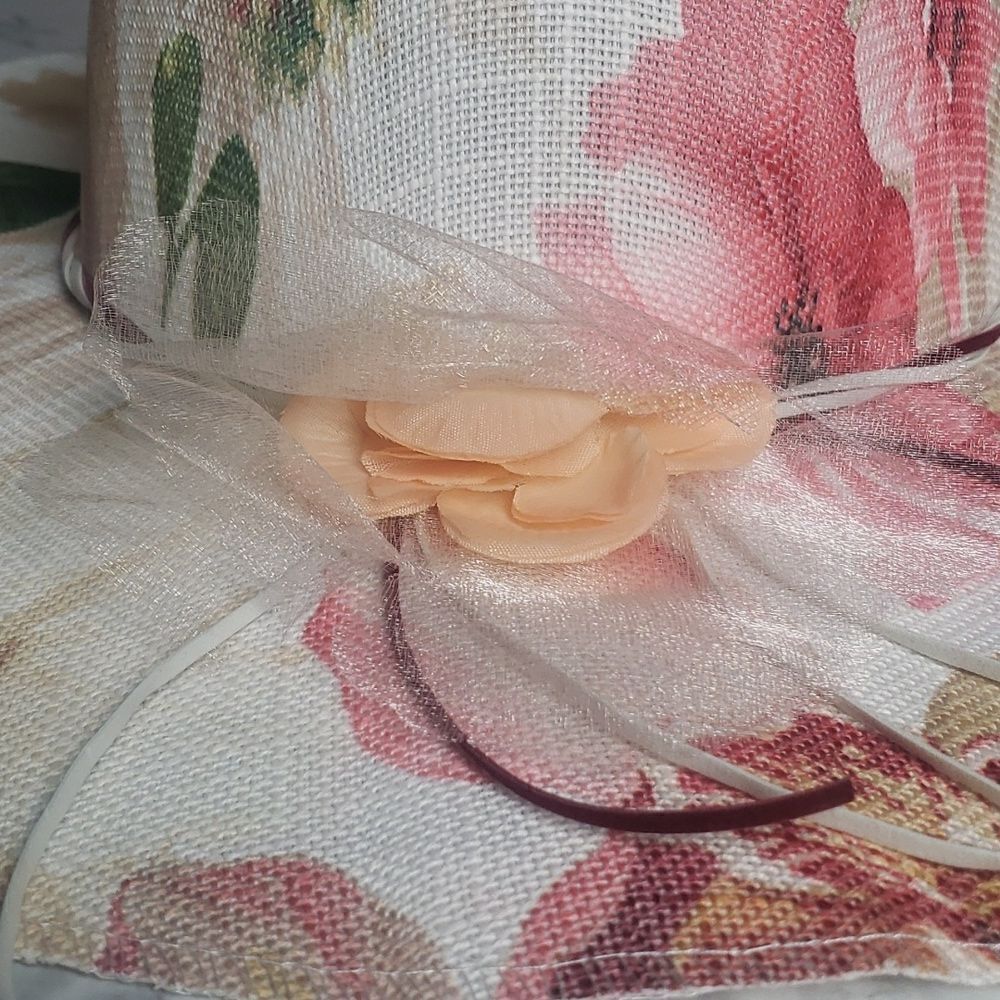 Floral Hat - Picture 3 of 7